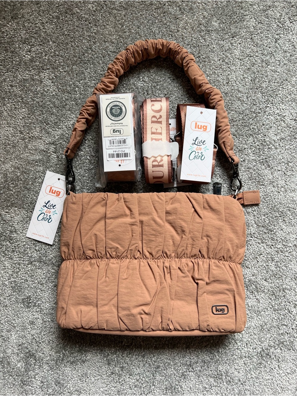 Lug Flounce Chai latte NWT includes extra straps